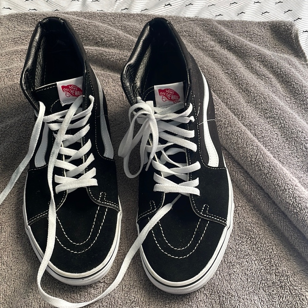 Men’s size 11.5 Vans